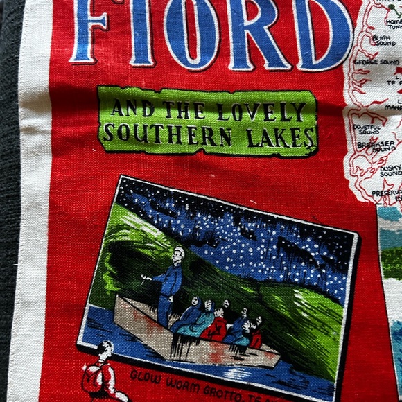 New Zealand Tourist tapestry - Picture 2 of 5